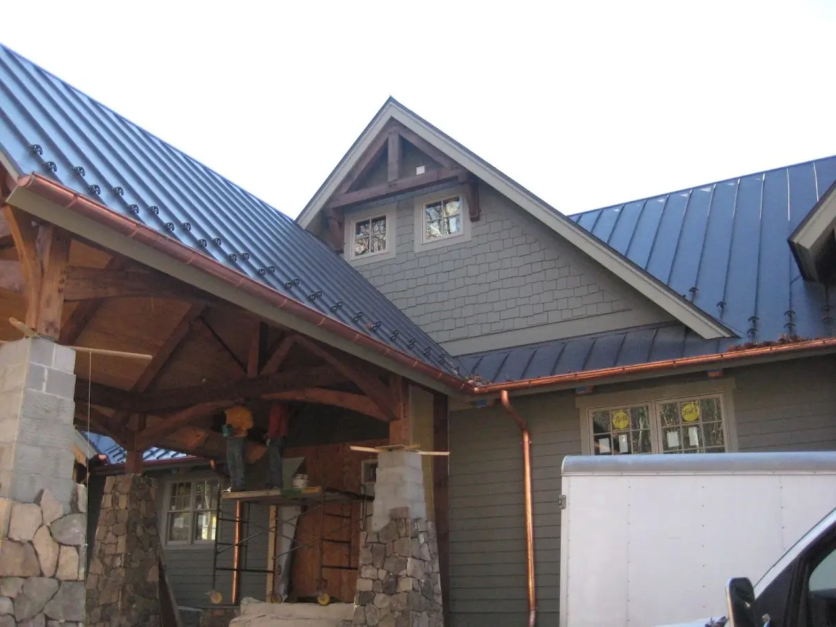 Craftsman Roofing team delivering quality roofing work in Glenville
